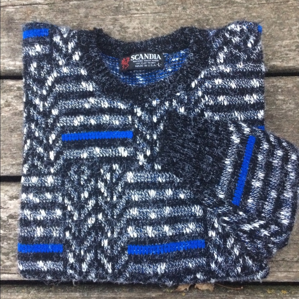 VTG 80s 90s funky sweater blue geometric fuzzy